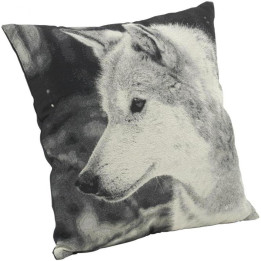 Wolf cushion