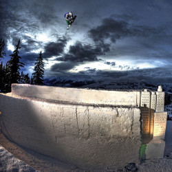 Slopestyle au crépuscule en photo plexiglass - 80x80