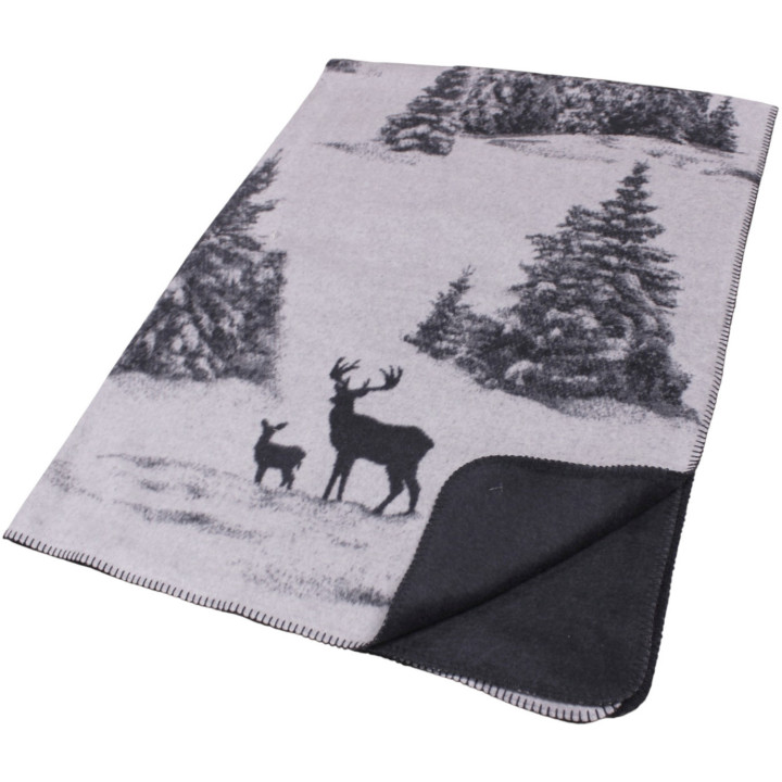 Deer and forest throw