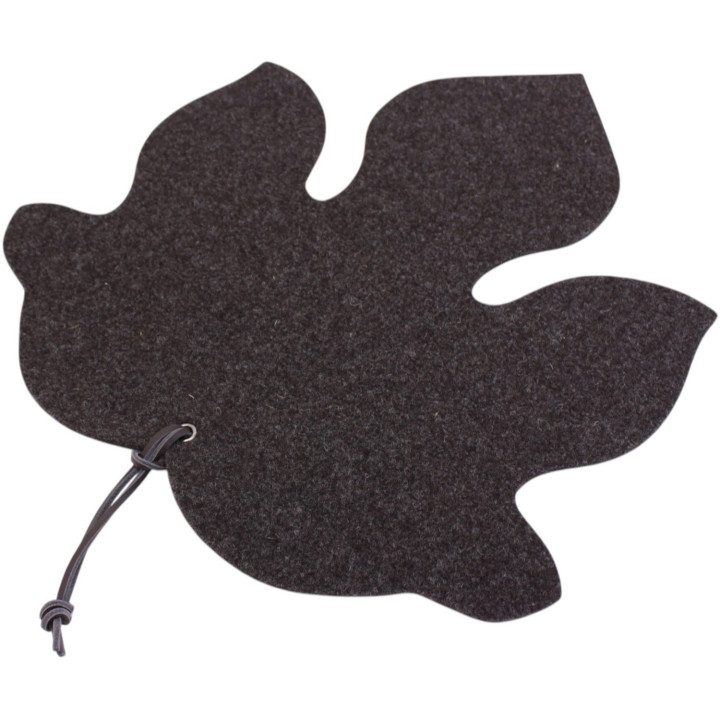 Wool leaf placemat