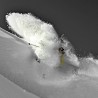 Skieur jaune dans la poudre en photo plexiglass