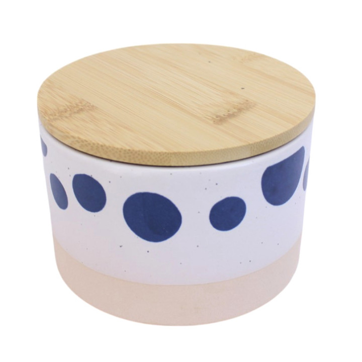 Small marina cylindrical pot