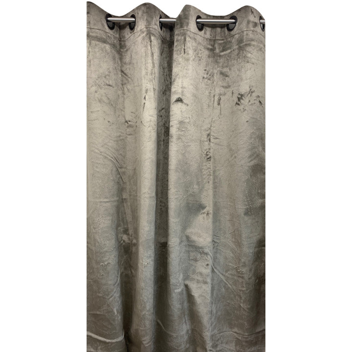 Curtain everest