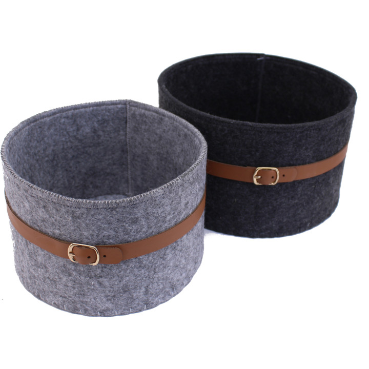 Set of 2 round felt baskets