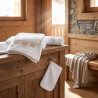Jolis coeurs Collection: embroidered bath linen | Le Coin Montagne
